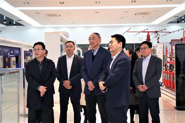 校长葛世荣一行赴首安工业消防有限公司开展访企拓岗专项行动